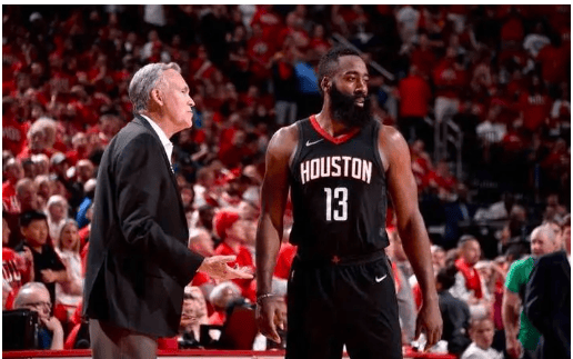 黑白直播nba在线观看-快船换帅效果显著,球队士气大振