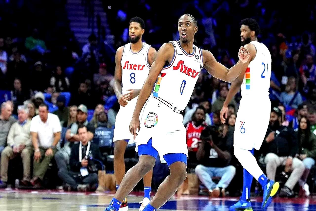 黑白直播在线观看nba-76人灭尼克斯,恩比德全场碾压