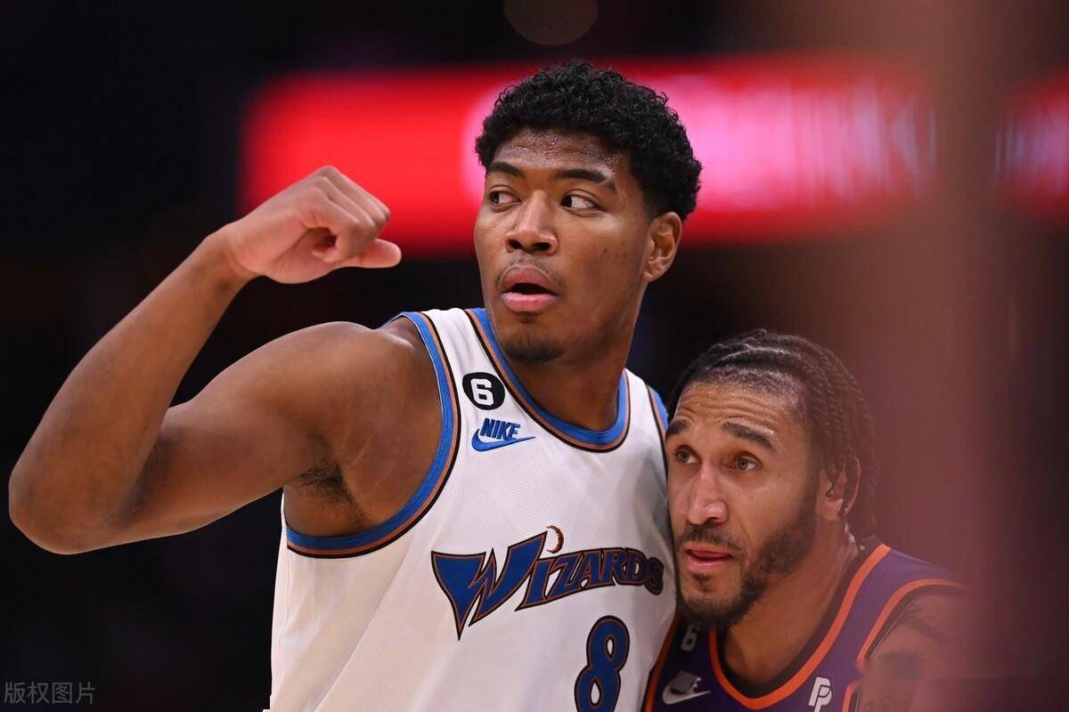 黑白直播体育-猛龙轻取老鹰,领跑东部的简单介绍