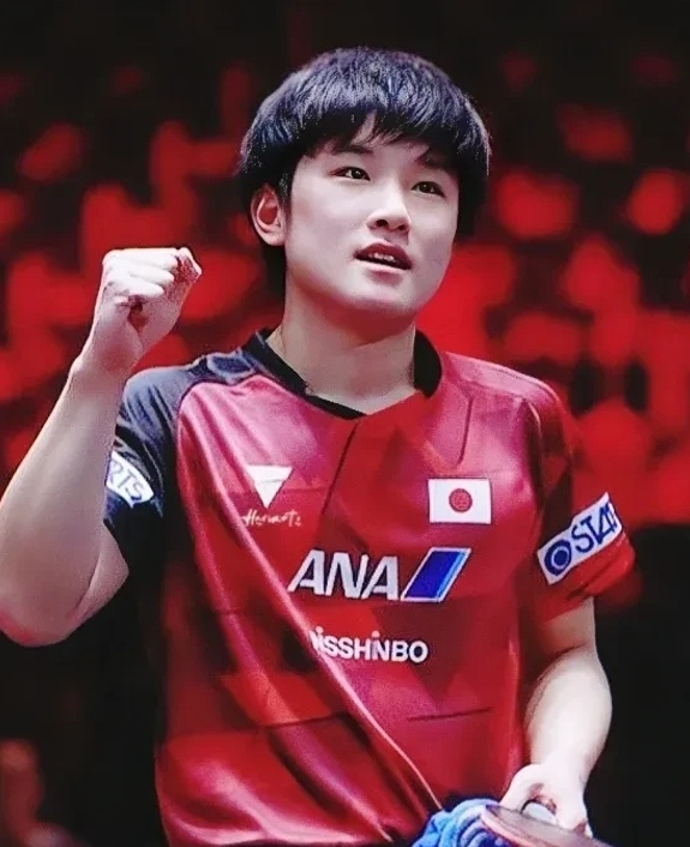 日本乒乓球队完胜英国乒乓球队,张本智和高光表现的简单介绍 日本乒乓球队完胜英国乒乓球队,张本智和高光表现的简单介绍