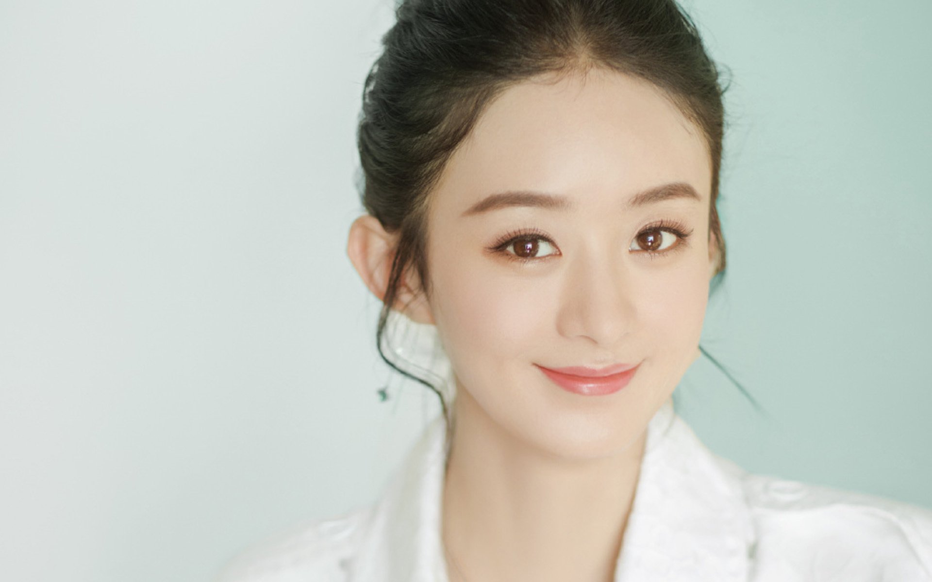 黑白直播网-国王的铁骑踏破城池，季后赛生死战轻取深圳队