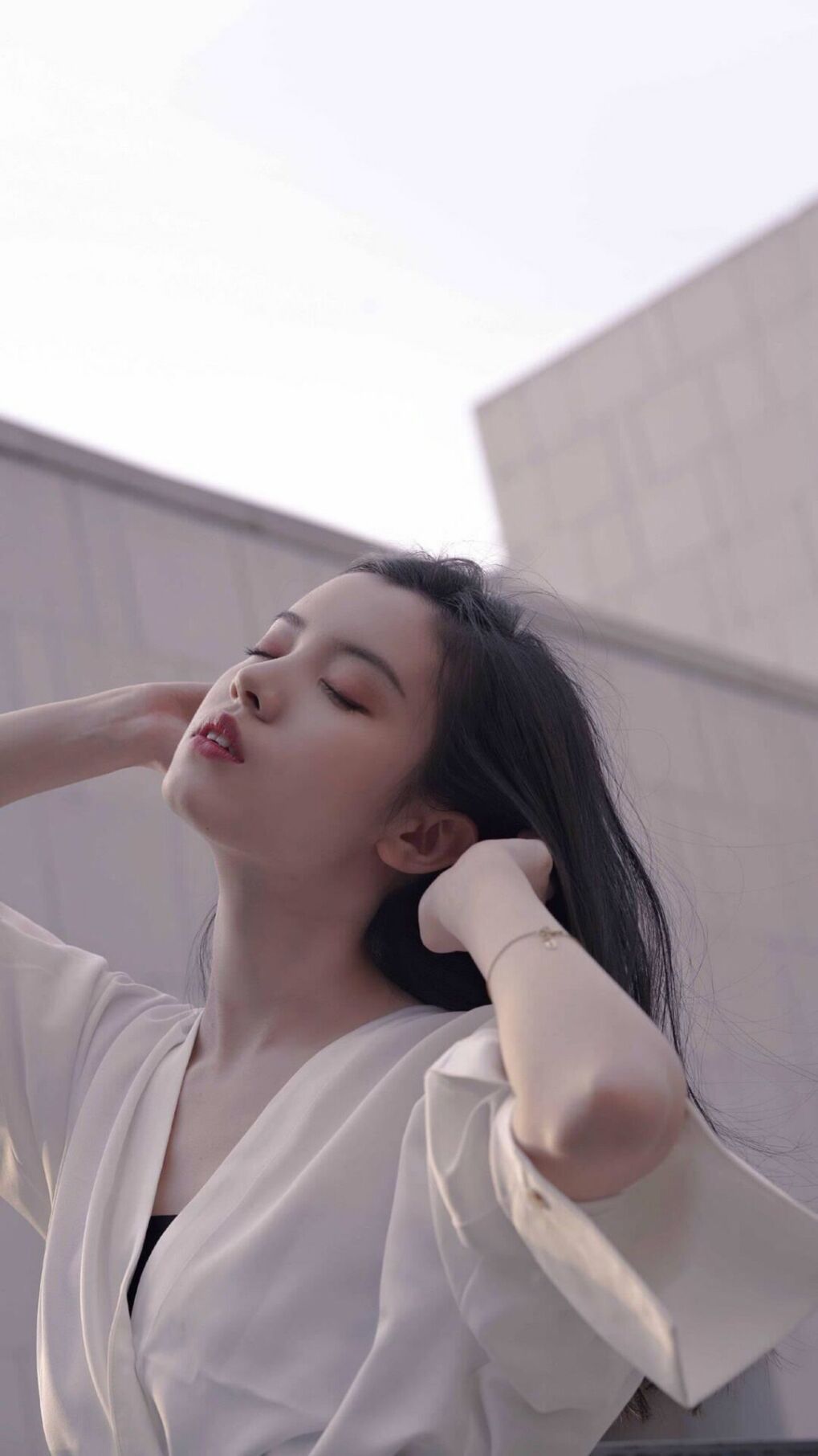 黑白直播nba-逆风绽放，当摩洛哥的浪潮遇见乌克兰的坚韧，阿坎吉用钢铁防线为自己正名