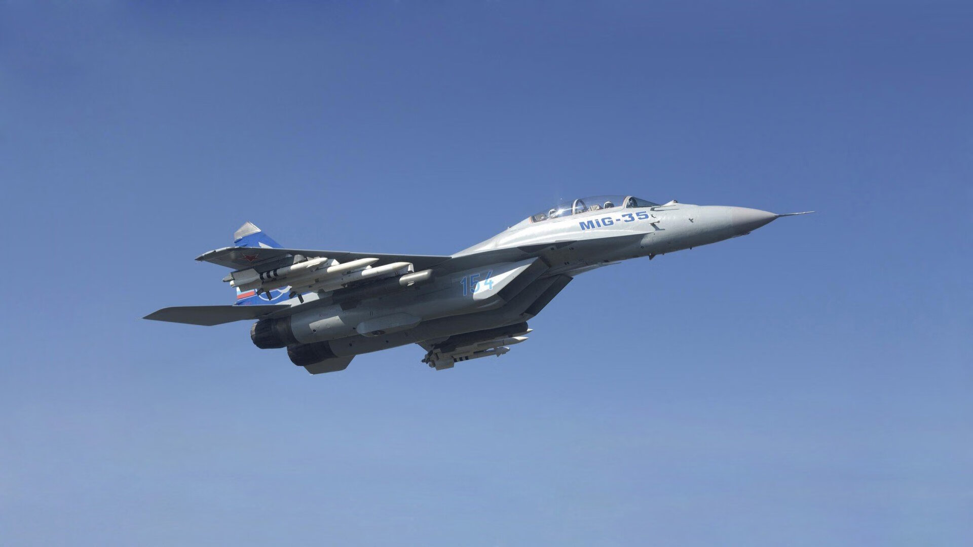 双线鏖战,拜仁加时绝杀瑞典,戈麦斯街道赛主宰F1