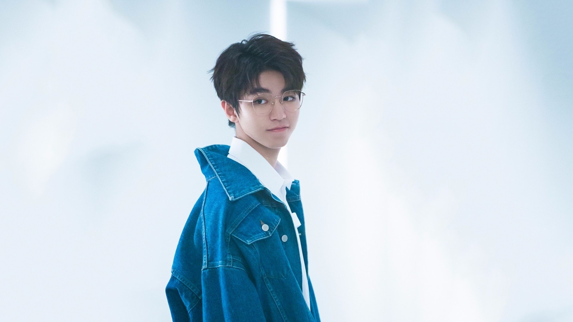 黑白直播体育-星光黯淡的夜晚,一颗新星照亮国家德比