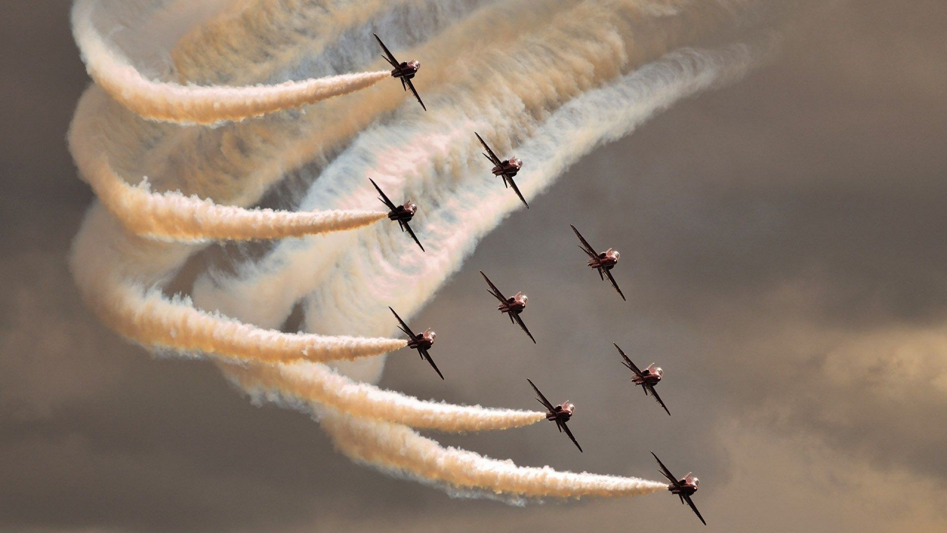 黑白直播免费体育直播-意式铁链冰封国足，梅西教科书演绎艺术足球